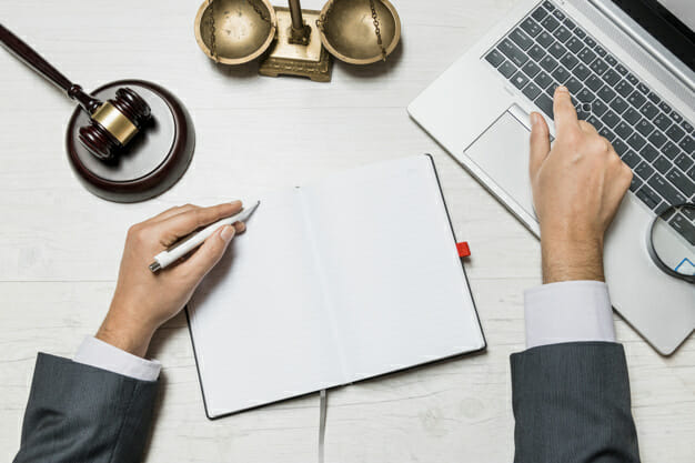 כיצד לבחור עורך דין הפרת הסכם