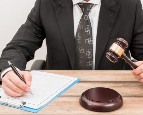 עורך דין לשון הרע בפתח תקווה