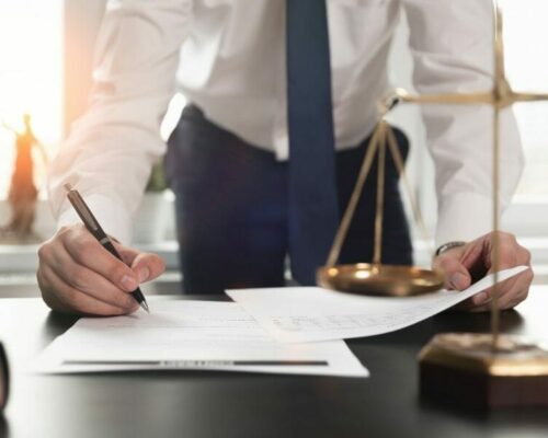 אחת ולתמיד: כל מה שצריך לדעת על תביעה ייצוגית